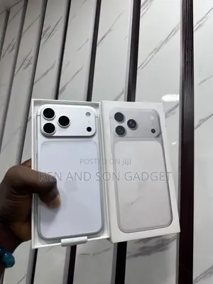New Apple iPhone 17 Pro Max 256 GB Silver