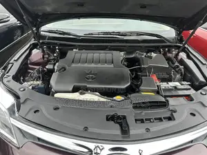 Toyota Avalon Limited 4dr Sedan (3.5L 6cyl 6A) 2014 Red