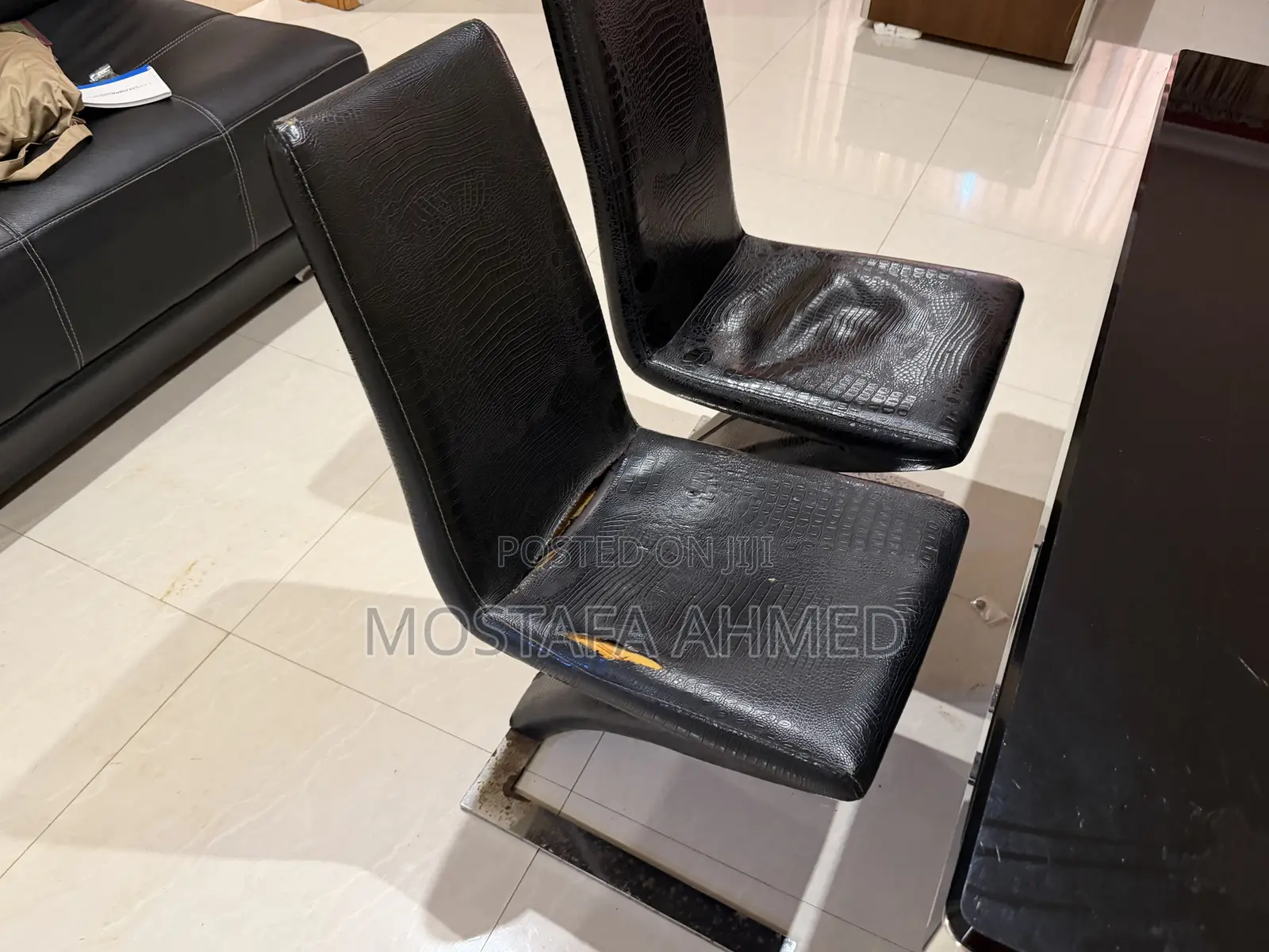 Dining Table With 5 Chairs