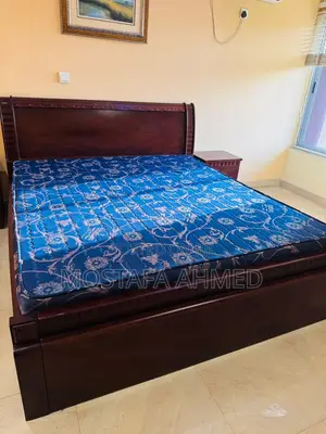 6*7 Vitafoam Orthopedic Mattress ( Barely Used and as New)