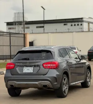 Mercedes-Benz GLA 250 2018 Gray