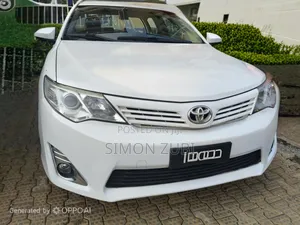 Toyota Camry 2014 White