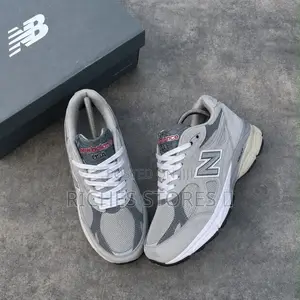 High Quality New Balance 990v3 Made in USA 'Grey'"sneakers