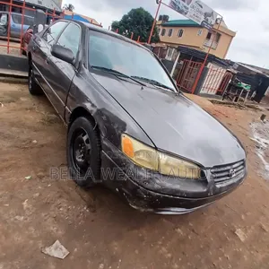 Toyota Camry 2003 Gray