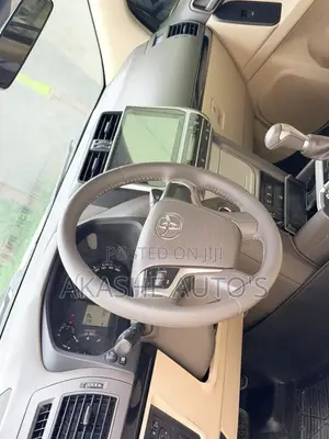 Toyota Land Cruiser Prado 4.0 Petrol TX-L 2017 White