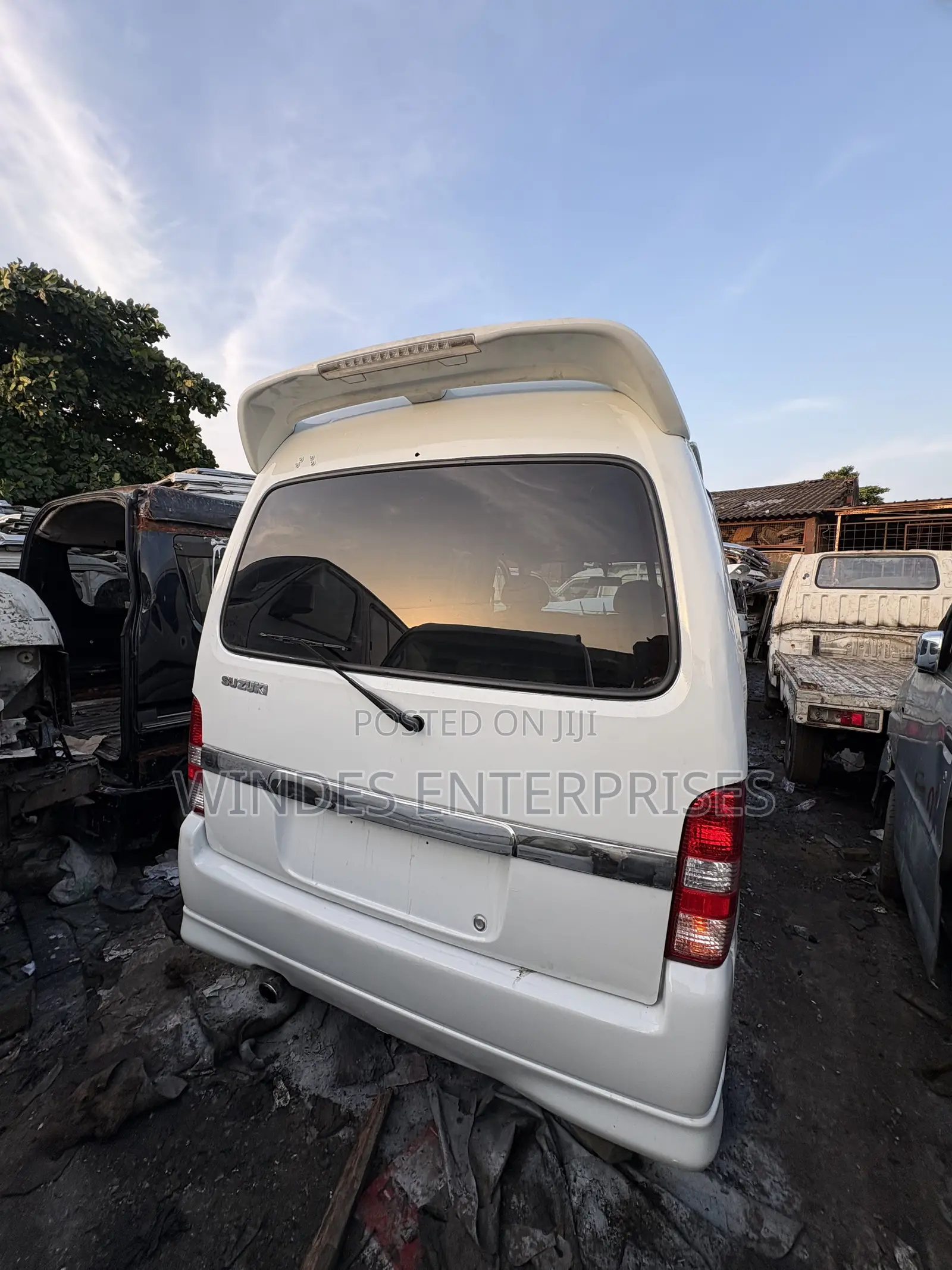 Suzuki Every 2009 White