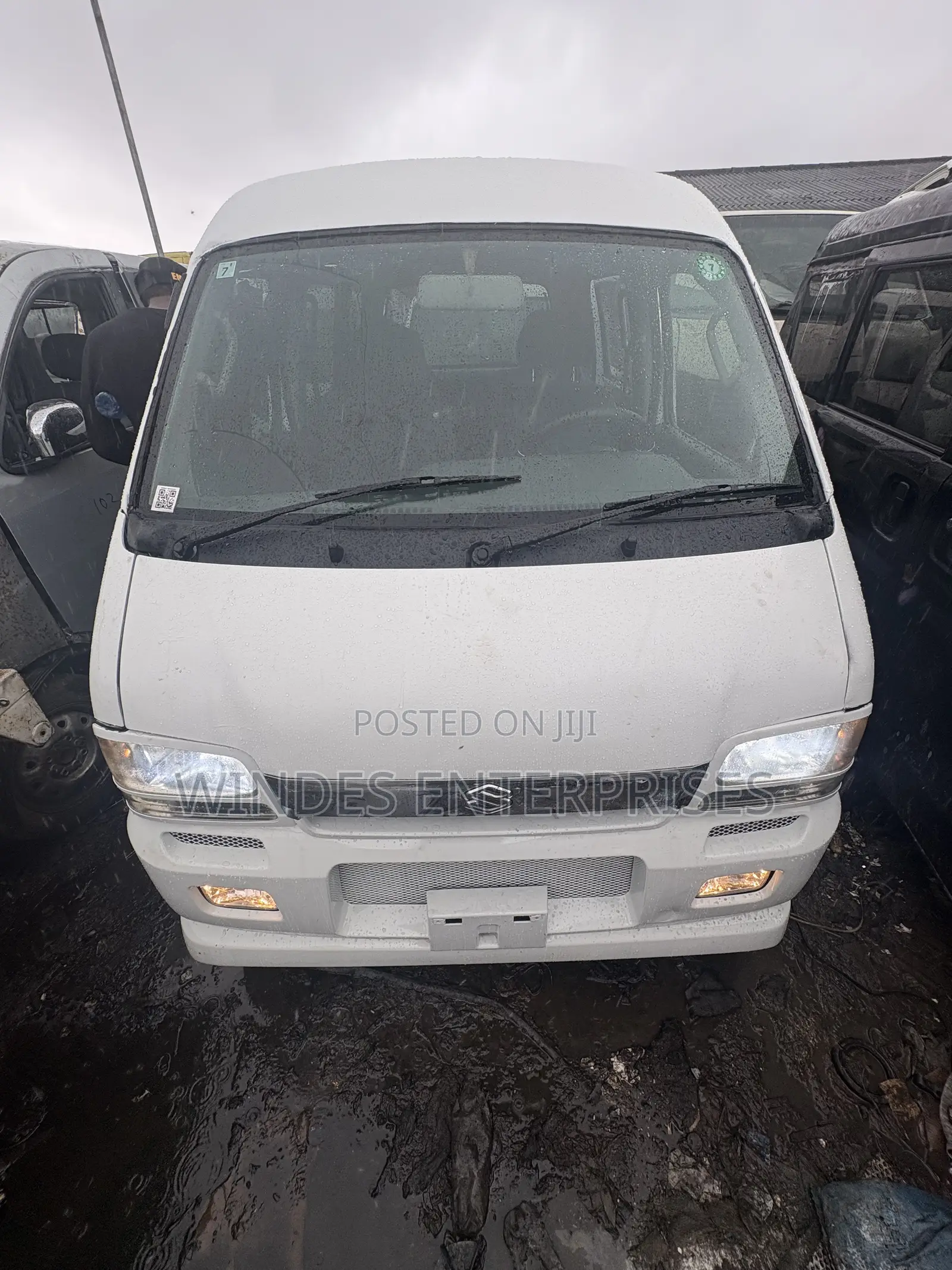 Suzuki Every 2009 White