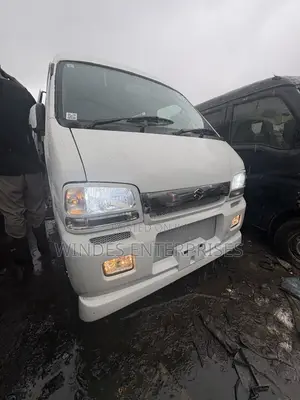 Suzuki Every 2009 White