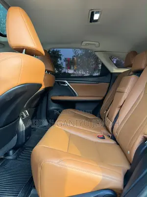 Lexus RX 2022