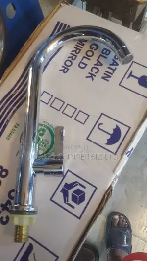 Contemporary Sink Faucet