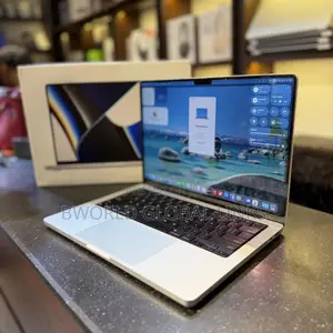 Laptop Apple MacBook Pro 2021 M1 16GB Apple M1 Pro SSD 512GB