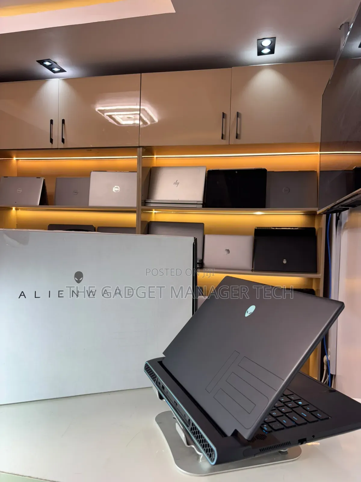 Laptop Alienware M15 R7 32GB Intel Core i7 SSD 1T
