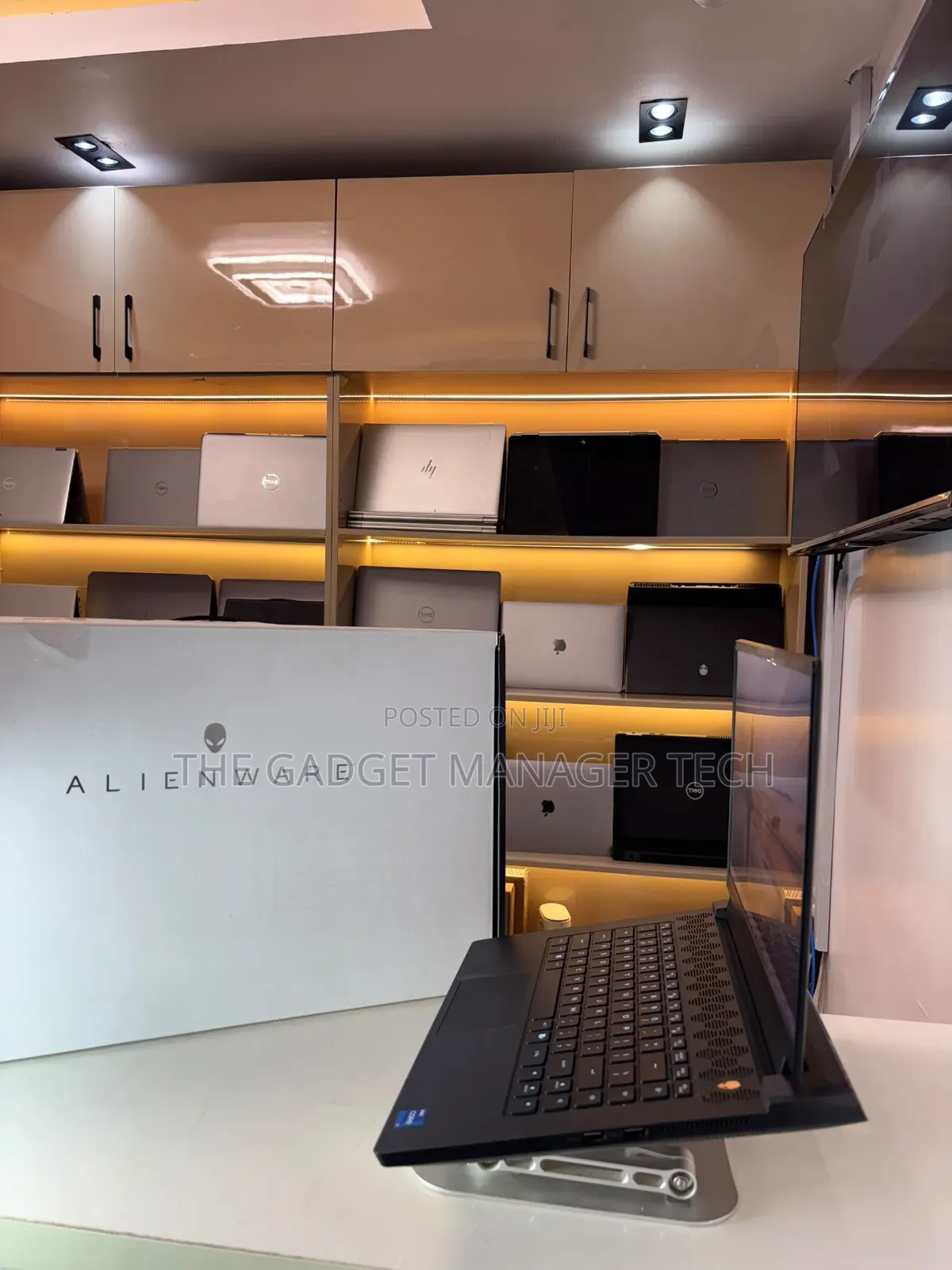 Laptop Alienware M15 R7 32GB Intel Core i7 SSD 1T