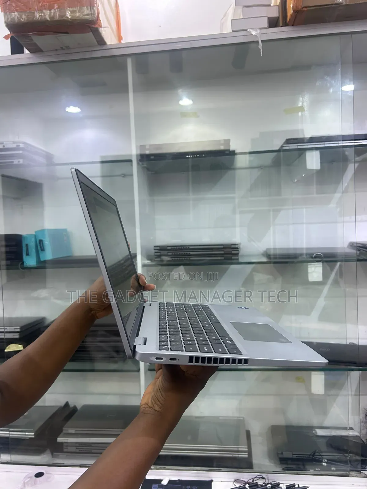 Laptop Dell Latitude 5530 16GB Intel Core i7 SSD 256GB