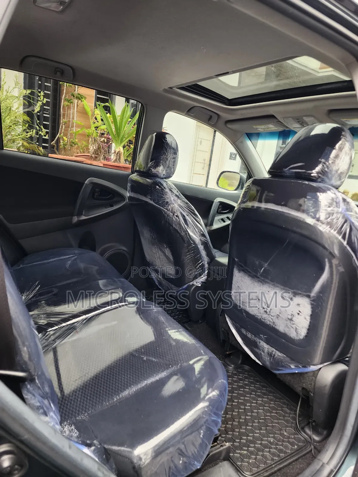 Toyota RAV4 2010 Green