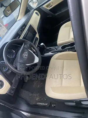 Toyota Corolla LE Eco (1.8L 4cyl 2A) 2019 Gold