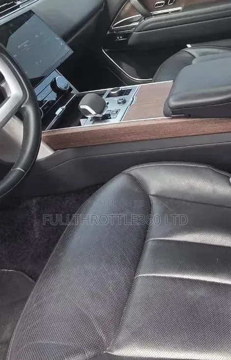 Land Rover Range Rover 2023 Green