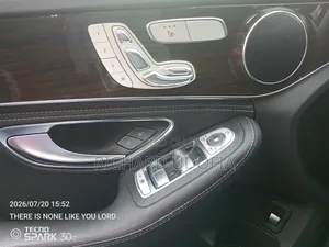 Mercedes-Benz C300 2017 Black