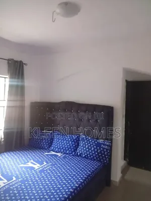 One Room Self Contain for Short Let