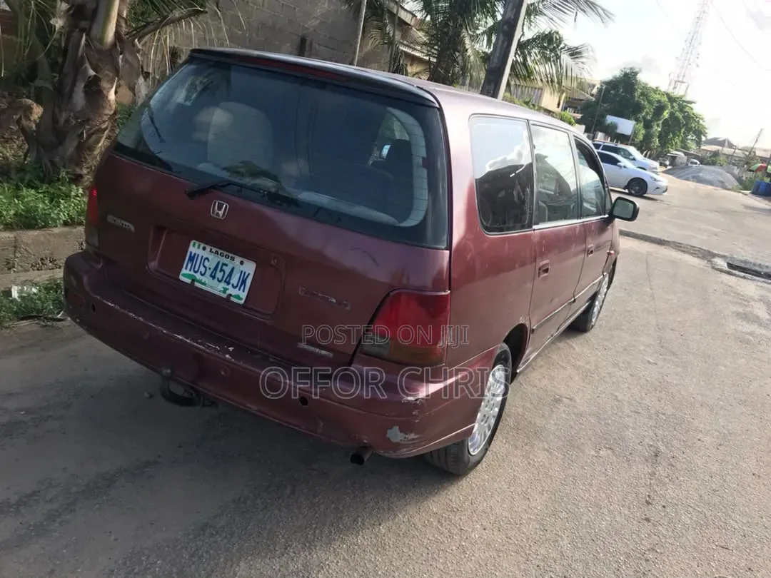 Honda Shuttle 1999 Red