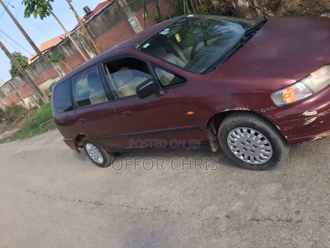 Honda Shuttle 1999 Red
