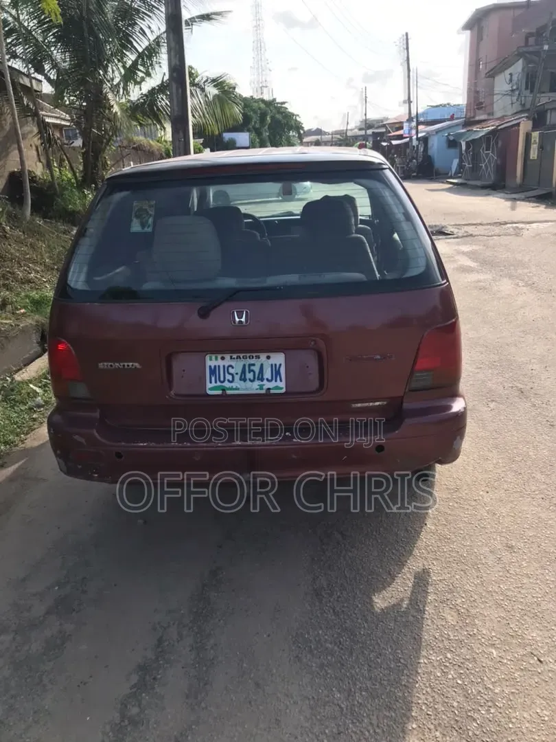 Honda Shuttle 1999 Red