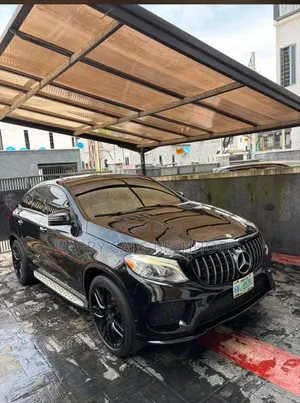 Mercedes-Benz GLE-Class 2017 Black