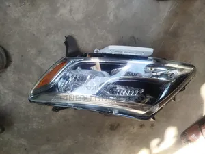 Nissan Pathfinder Left Headlight 2015 Model
