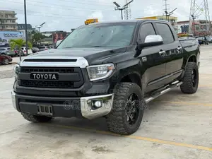 Toyota Tundra 2014 Black