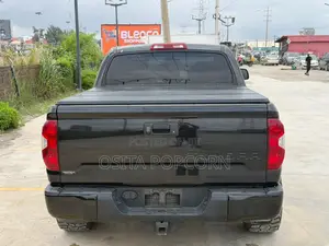 Toyota Tundra 2014 Black