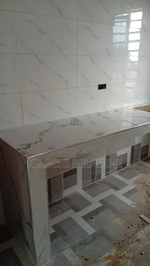Mini Flat in Ago Palace for rent