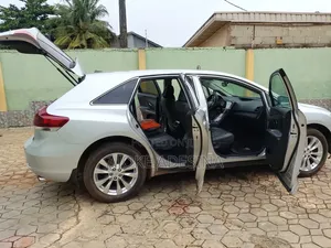 Toyota Venza 2013 Silver