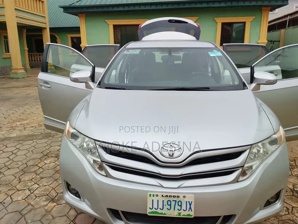 Toyota Venza 2013 Silver
