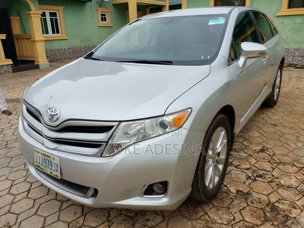 Toyota Venza 2013 Silver