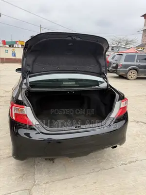 Toyota Camry SE 4dr Sedan (2.5L 4cyl 6A) 2014 Black