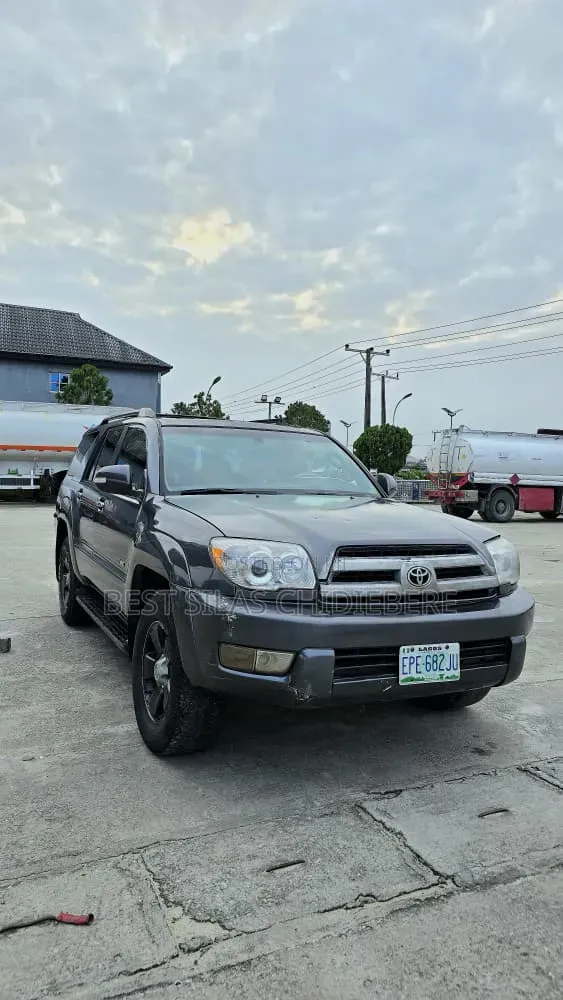 Toyota 4-Runner 2005 Gray