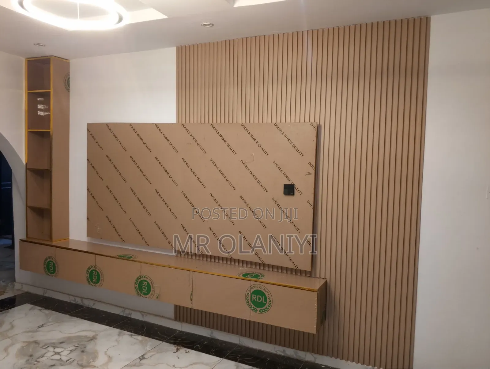 Simple T.v Console