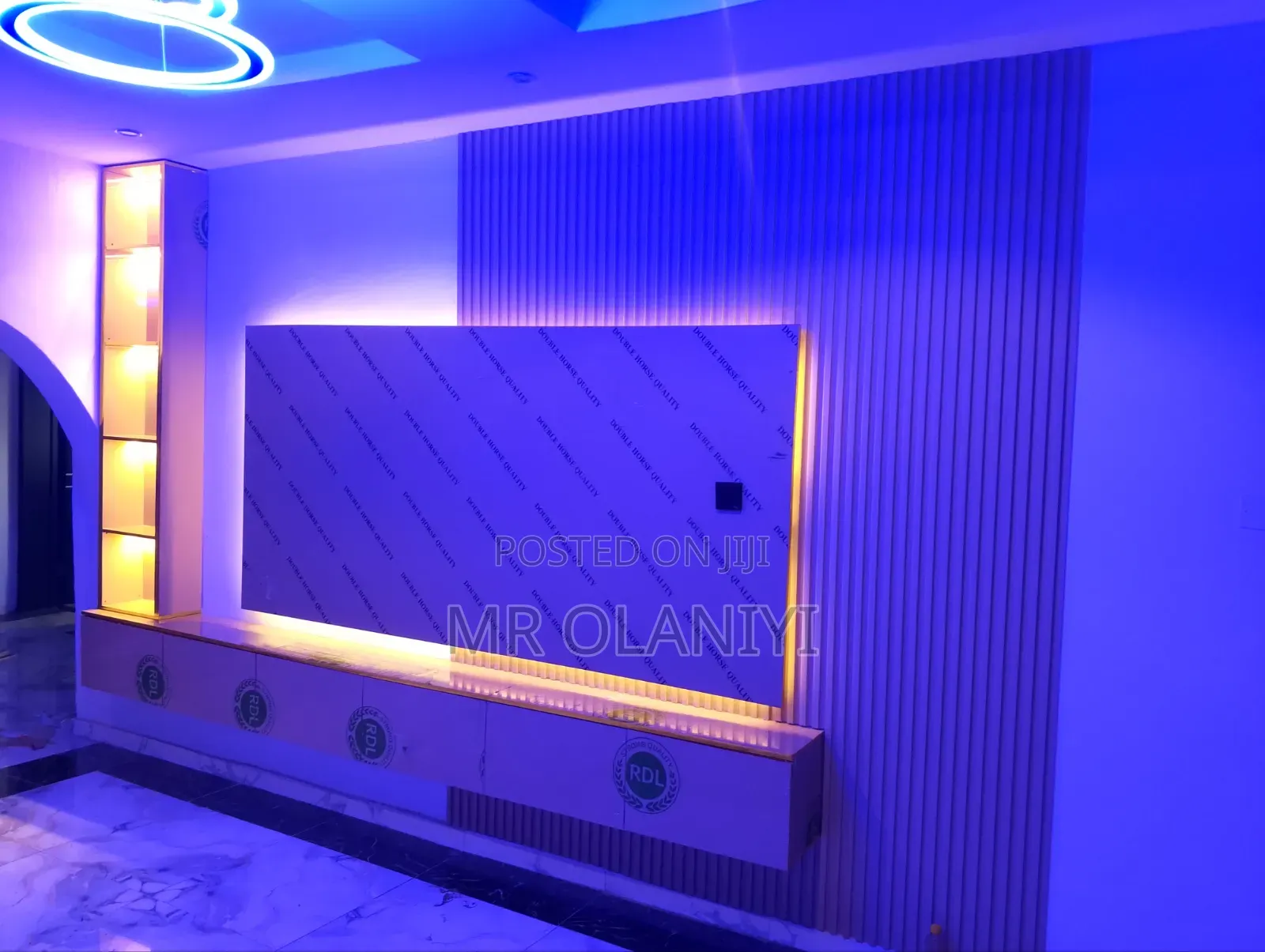 Simple T.v Console