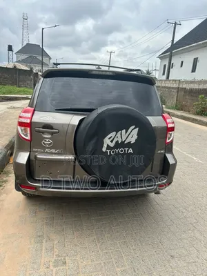 Toyota RAV4 2010 Brown
