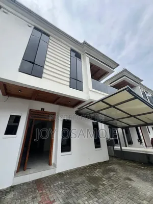 Studio Apartment in Ocean Harbour Estate, Lagos Island / Lagos Island