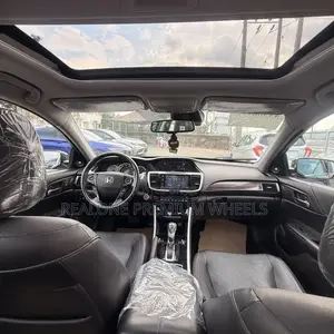 Honda Accord Touring 4dr Sedan FWD (3.5L 6cyl 6A) 2016 Black