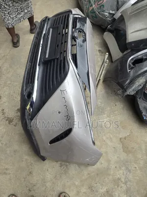 Venza 2023 Bumper