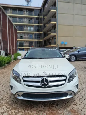 Mercedes-Benz GLA 250 2015 White