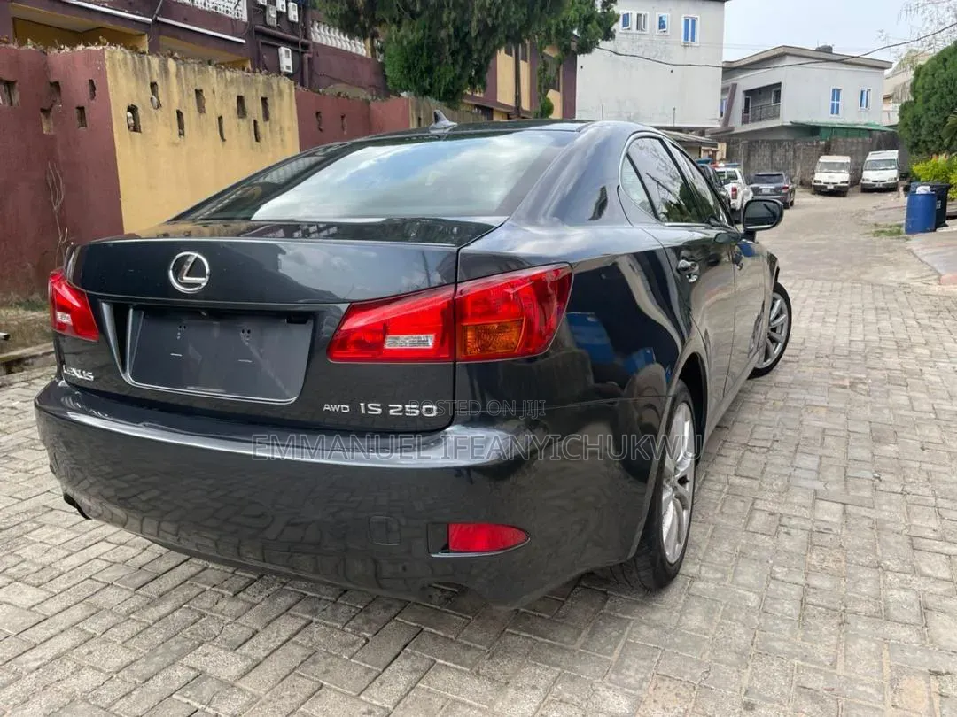 Lexus IS 2011 Black