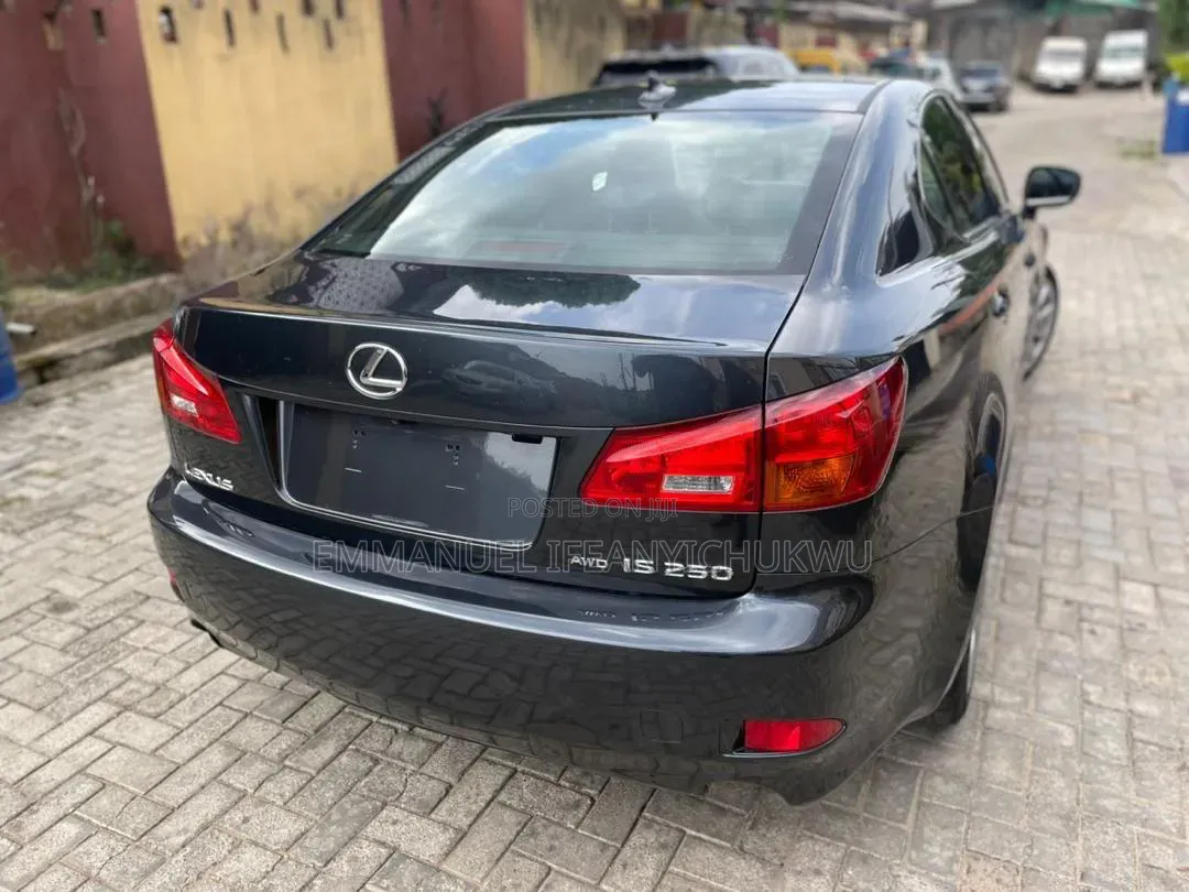 Lexus IS 2011 Black