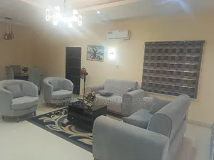 Furnished 2bdrm Apartment in Fha/ Enl Estate for rent