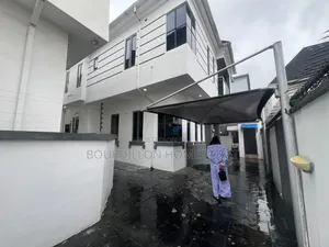 5bdrm Duplex in Chevron Lekki Lagos for rent
