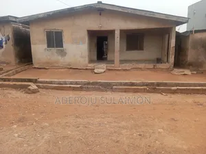 10bdrm Bungalow in Alagbado for sale