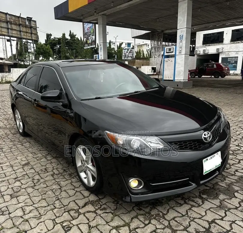 Toyota Camry 2014 Black