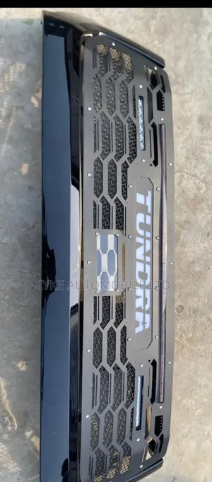 Front Grille Tundra 2020